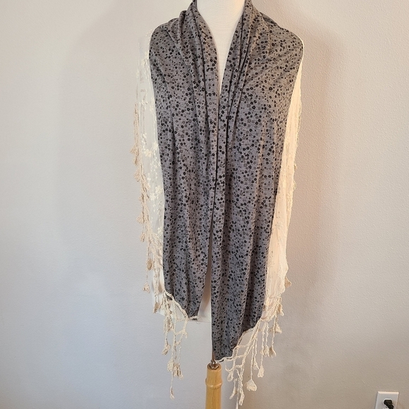 Gray Floral Lace & Crochet Scarf - Picture 1 of 4